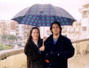 CON SU AMIGA DE TODA LA VIDA, MAGGIE MUIÑA EN SITGES, 1995 CON SU AMIGA DE TODA LA VIDA, MAGGIE MUIÑA EN SITGES, 1995